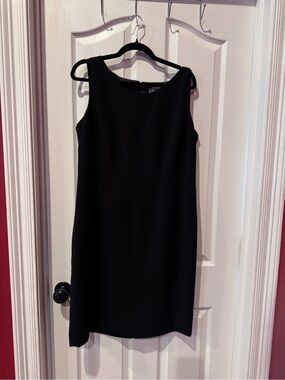 Kasper Black Sleeveless Mini Shift Dress